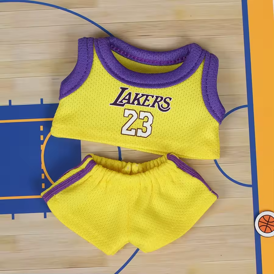 Outfit Lakers x The Monsters