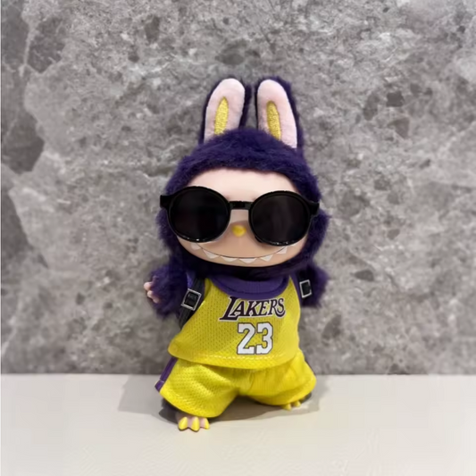 Outfit Lakers x The Monsters